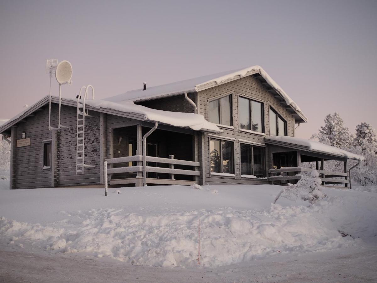 Karhunpesae Villa